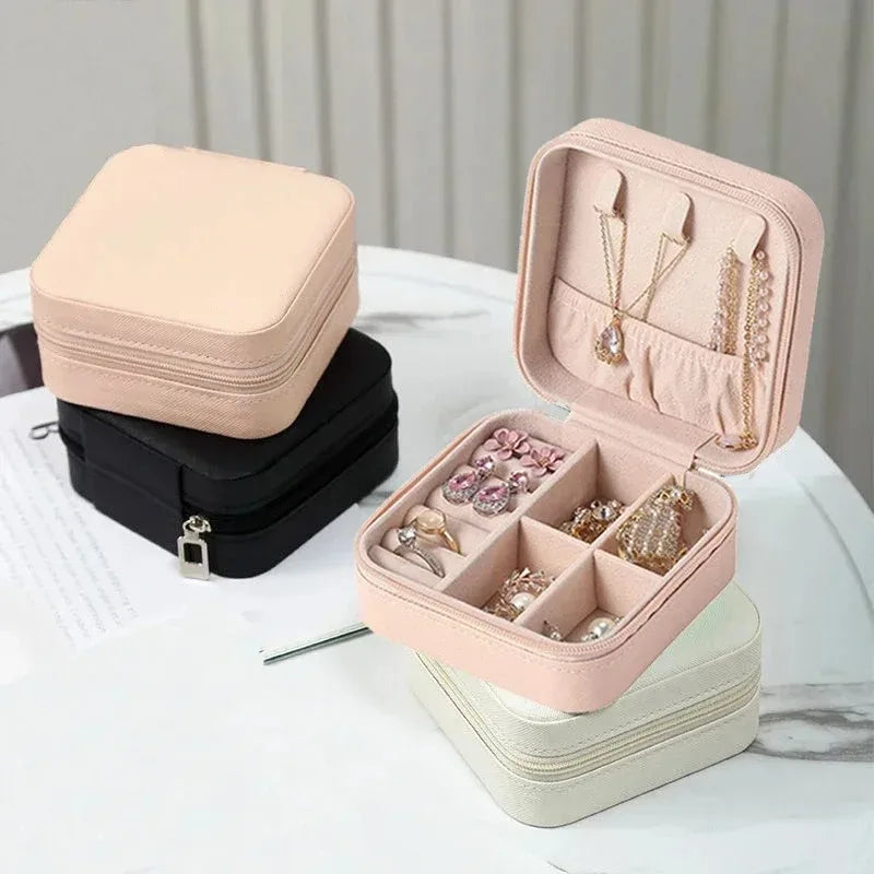 Portable Mini Jewelry Storage Box Travel Organizer Jewelry Case Leather Storage Earrings Necklace Ring Jewelry Organizer Display